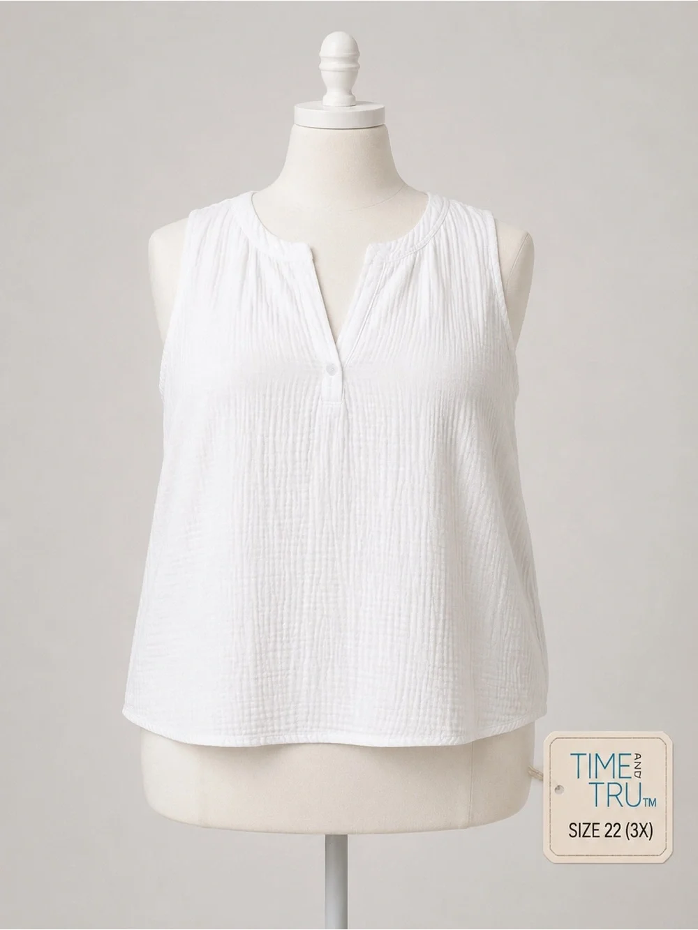 Time and Tru White Sleeveless Split-Neck Textured Tank - Picture 1 of 1
